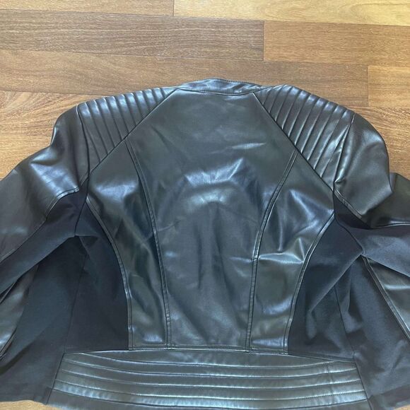 Women's Guess Leather Jacket - Picture 8 of 8